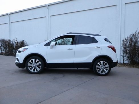 Used 2018 Buick Encore Preferred FWD image 5