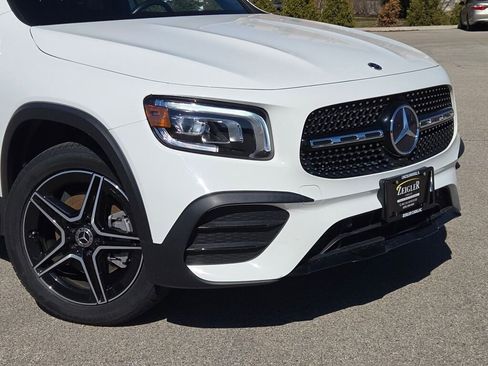 Used 2023 Mercedes-Benz GLB 250 image 2