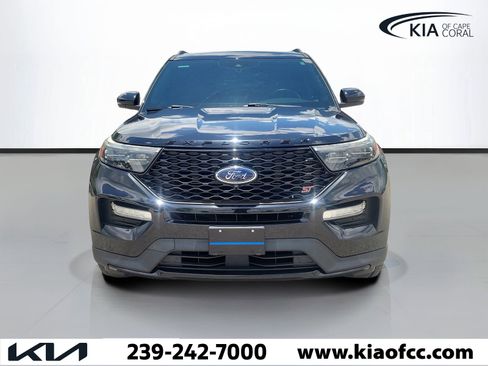 Used 2021 Ford Explorer ST w/ Equipment Group 401A AWD/4WD image 2