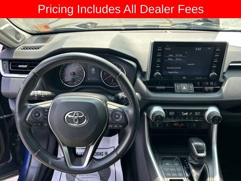 Used 2019 Toyota RAV4 XLE Premium w/ Cold Weather Package AWD/4WD image 6