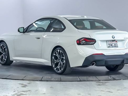 Used 2025 BMW 230i Coupe w/ Convenience Package RWD image 6