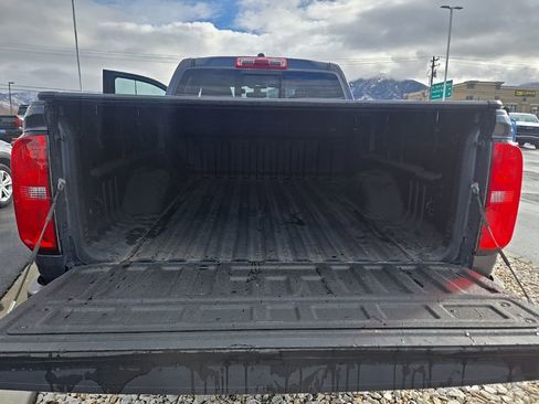 Used 2017 Chevrolet Colorado Z71 image 37