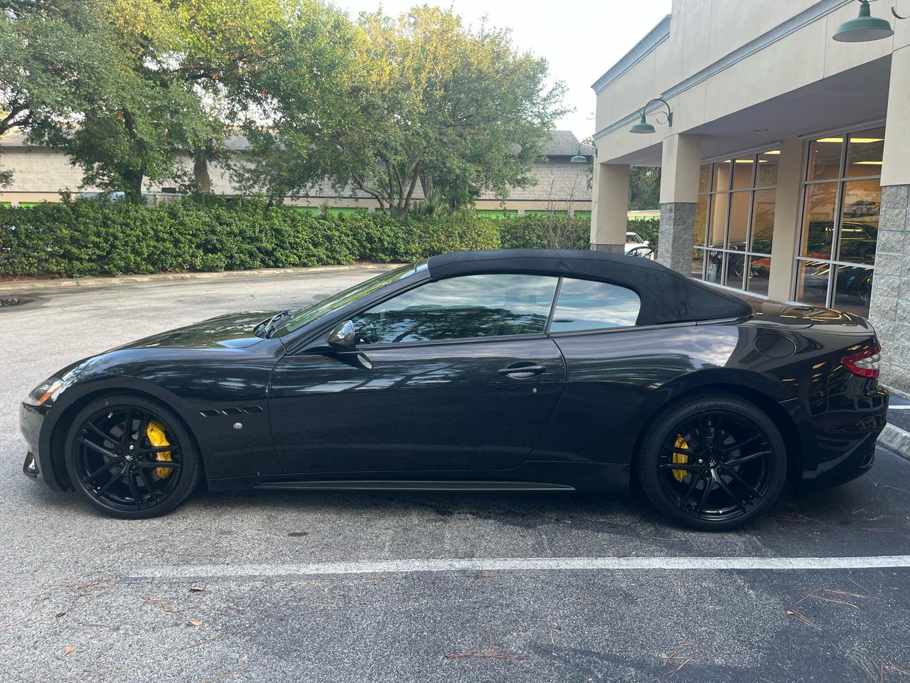 Used 2018 Maserati GranTurismo Sport RWD image 26