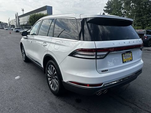 Certified 2023 Lincoln Aviator AWD w/ Premium Package image 7