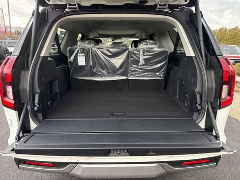 New 2026 Ford Expedition Max Platinum w/ Platinum Ultimate Package image 11