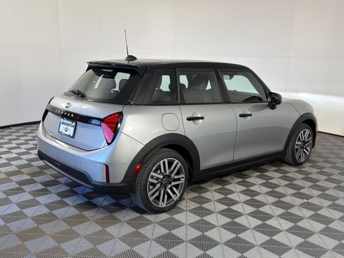 New 2026 MINI Cooper S image 7