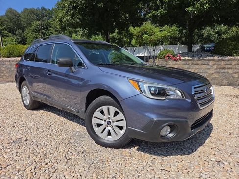 Used 2015 Subaru Outback 2.5i Premium AWD/4WD image 21