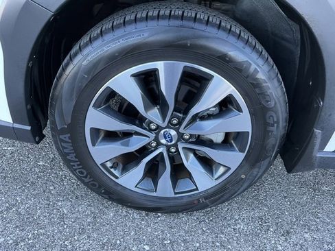 Certified 2023 Subaru Outback Limited image 9