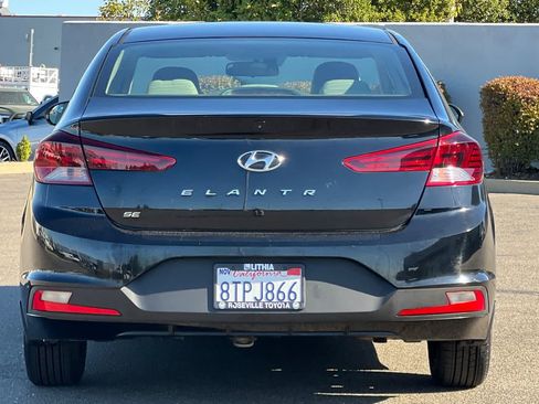Used 2020 Hyundai Elantra SE FWD image 8