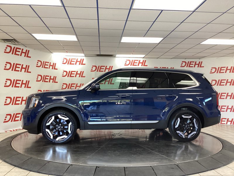 Used 2024 Kia Telluride S w/ S Sunroof Package AWD/4WD image 4
