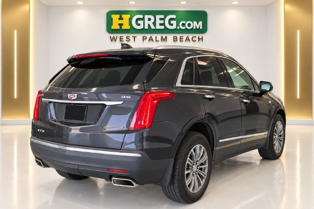 Used 2018 Cadillac XT5 Luxury w/ Driver Awareness Package AWD/4WD image 6