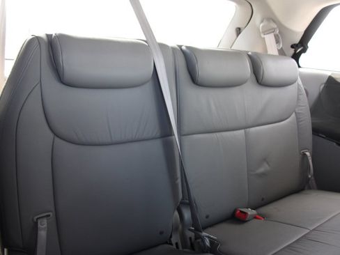 Used 2009 Toyota Sienna XLE image 16