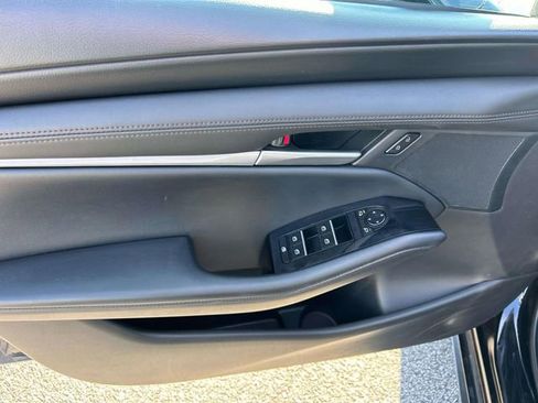 Used 2025 MAZDA MAZDA3 s Sport image 25