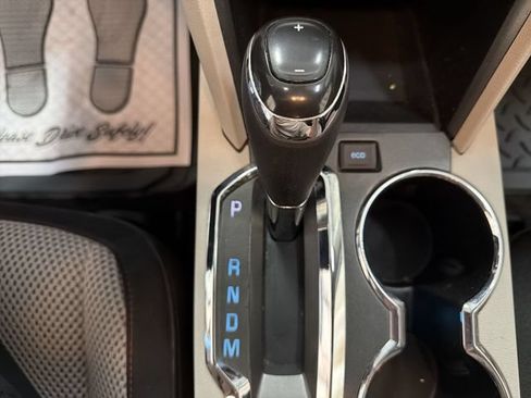 Used 2017 Chevrolet Equinox LT AWD/4WD image 19