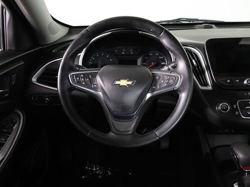 Used 2024 Chevrolet Malibu RS FWD image 32