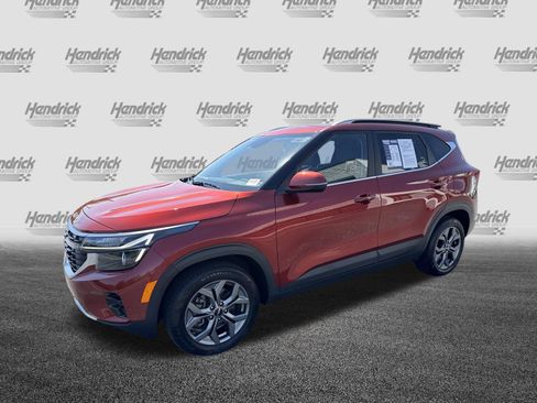 Used 2024 Kia Seltos S AWD/4WD image 5