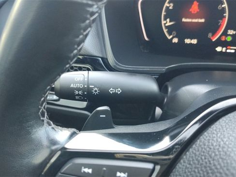 Used 2024 Honda Civic Sport image 17