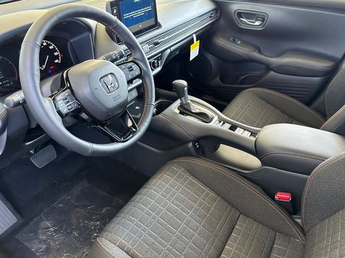 New 2026 Honda HR-V Sport image 9