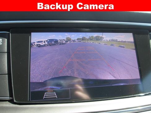 Used 2020 Buick Enclave Essence w/ Sound and Sites Package FWD image 17