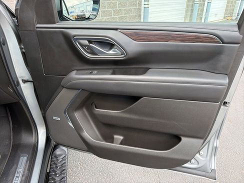 Used 2023 Chevrolet Tahoe Z71 w/ Z71 Off-Road Package AWD/4WD image 50