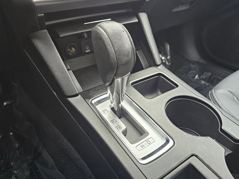 Used 2016 Subaru Legacy 3.6R Limited image 10