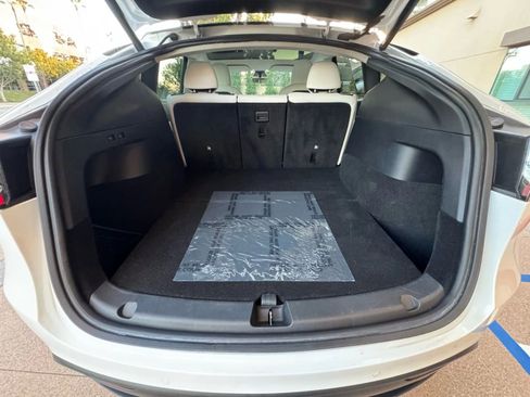 Used 2023 Tesla Model Y Long Range image 50