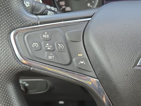 Used 2020 Chevrolet Equinox LT w/ LPO, Floor Liner Package FWD image 22