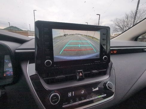 Certified 2022 Toyota Corolla LE image 13