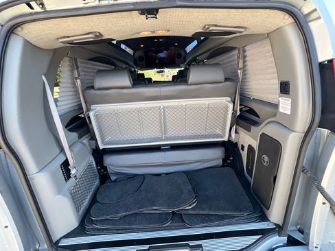 Used 2023 Chevrolet Express 2500 Extended image 53