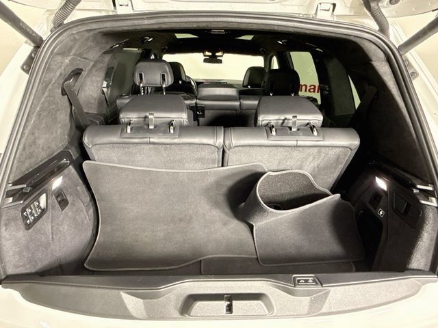 Used 2026 BMW X7 xDrive40i w/ M Sport Package AWD/4WD image 28