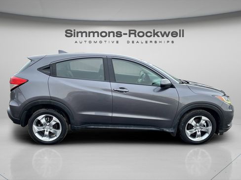 Used 2022 Honda HR-V LX image 8