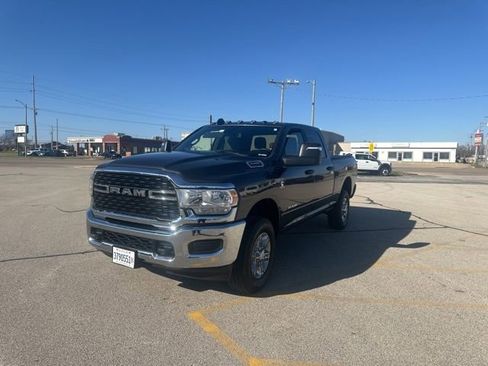 Used 2023 RAM 2500 Big Horn w/ Snow Chief Group image 2