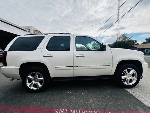 Used 2012 Chevrolet Tahoe LTZ image 11