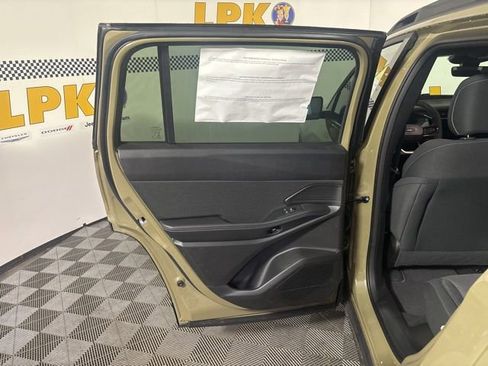New 2026 Jeep Cherokee Laredo AWD/4WD image 21