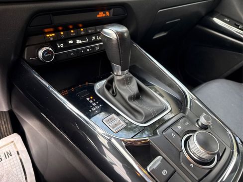 Used 2019 MAZDA CX-9 Touring image 35