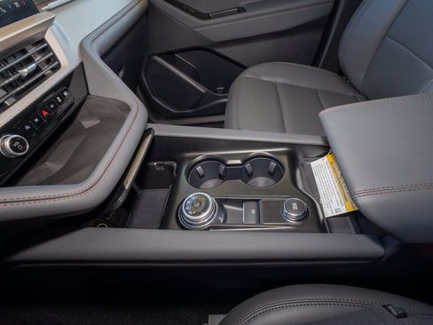 New 2025 Ford Explorer Active w/ Active Comfort Package image 13