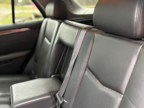 Used 2008 Cadillac SRX AWD w/ Utility Package image 26