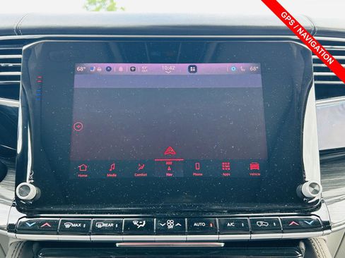 Used 2022 Jeep Wagoneer Series III w/ Premium Group I AWD/4WD image 7