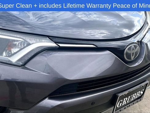 Used 2017 Toyota RAV4 XLE image 37