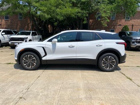 New 2026 Chevrolet Blazer EV LT AWD/4WD image 4