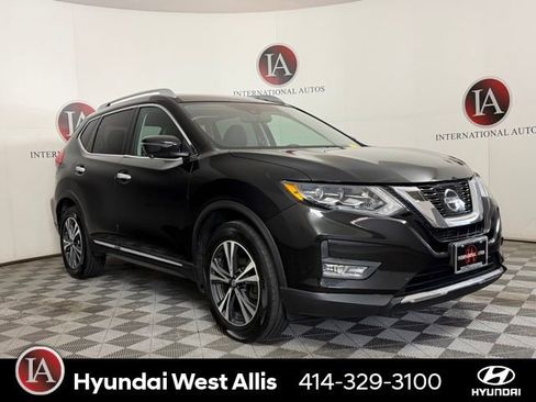Used 2017 Nissan Rogue SL w/ SL Premium Package AWD/4WD image 1