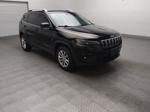 Used 2019 Jeep Cherokee Latitude w/ Popular Appearance Group FWD image 13