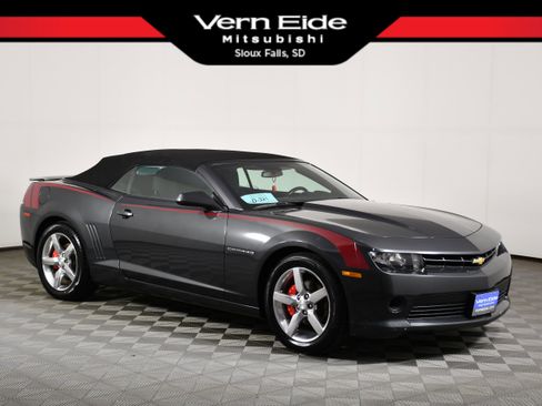Used 2015 Chevrolet Camaro LT RWD image 1