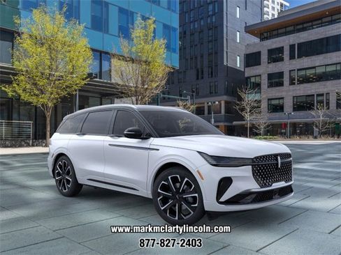 New 2026 Lincoln Nautilus Reserve image 7