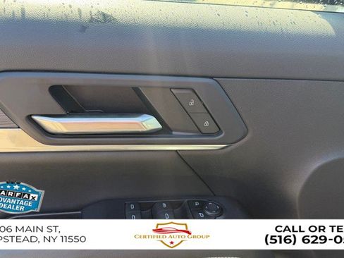 Used 2025 GMC Terrain Elevation AWD/4WD image 11