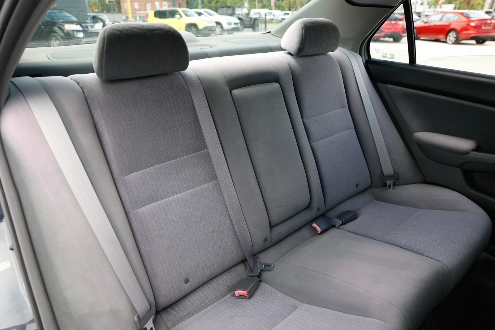 Used 2004 Honda Accord LX image 22