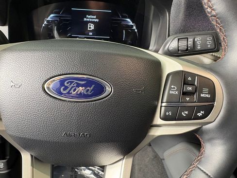 Certified 2025 Ford Explorer Active AWD/4WD image 23