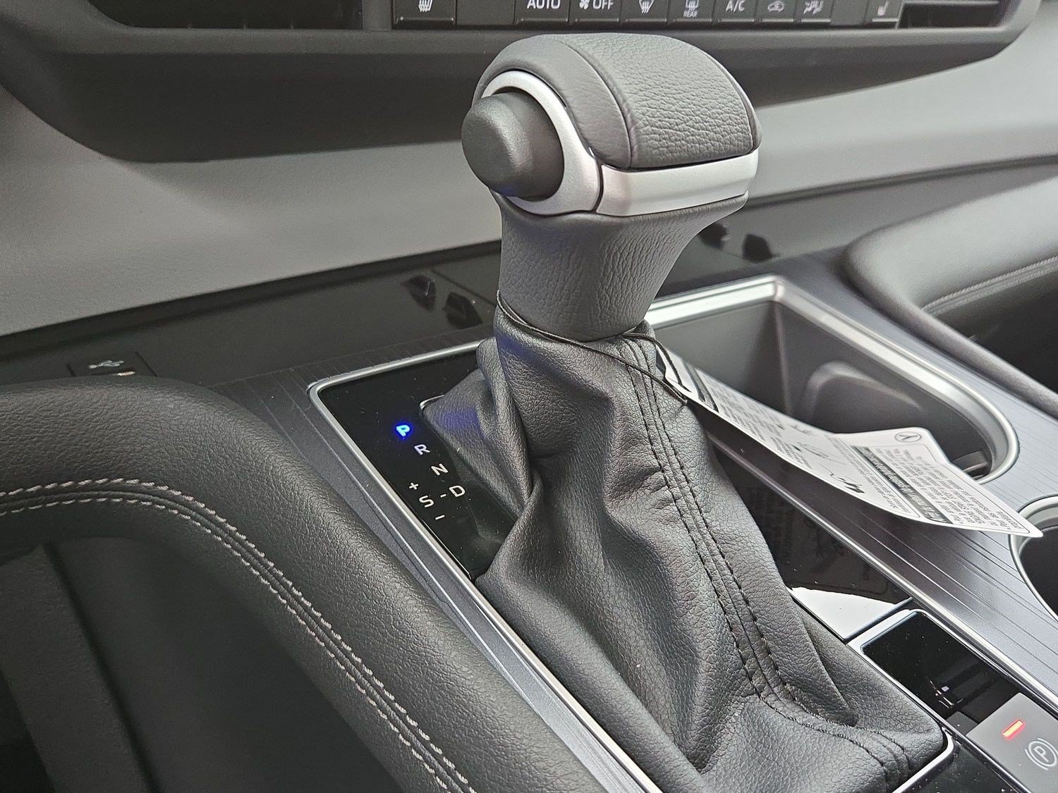 New 2026 Toyota Sienna XLE FWD image 27