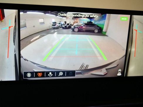 Used 2025 INFINITI QX80 Sensory image 67