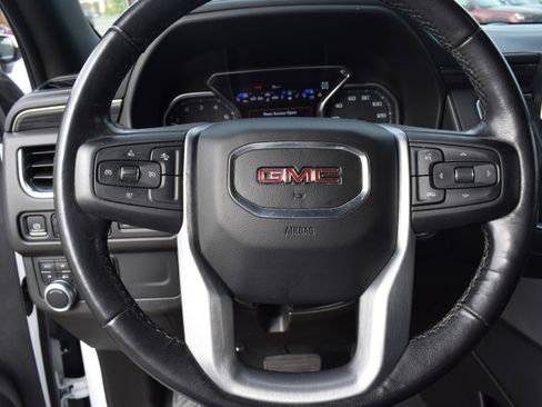 Used 2021 GMC Yukon XL SLT AWD/4WD image 13